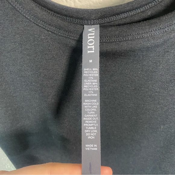 Vuori Black Sleeveless Dress - Picture 5 of 8